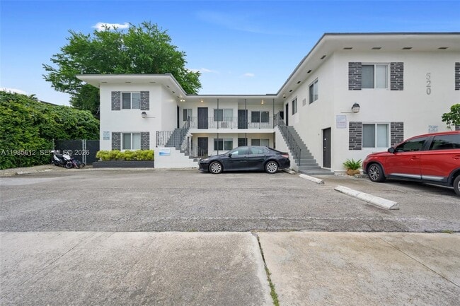 Building Photo - 520 NE 82nd Terrace Unit 10