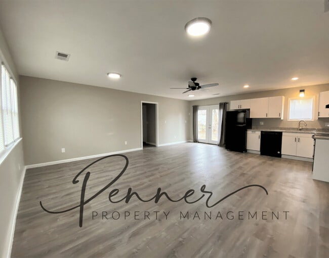 Photo - 11305 Lewis Ave