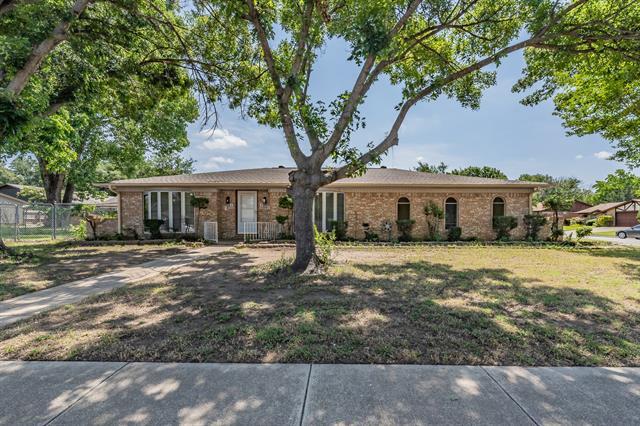 2863 Hitson Ln