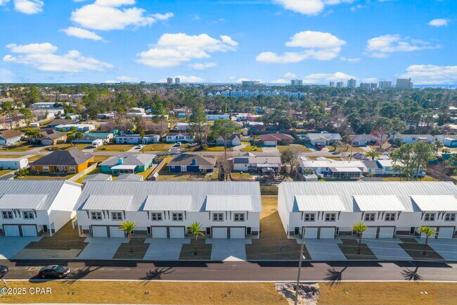7079 Patronis Dr