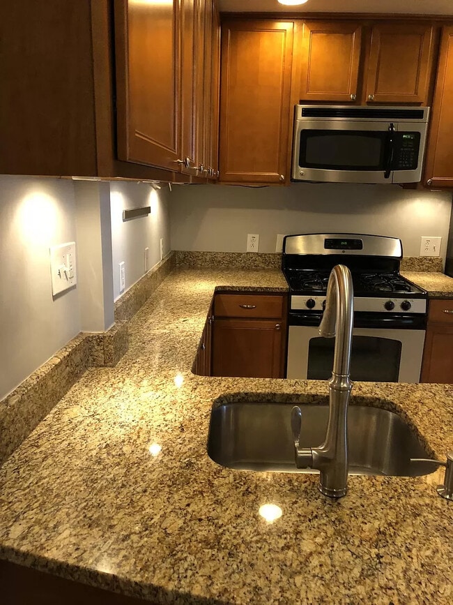 Photo - 1226 Saint Paul St Unit 1