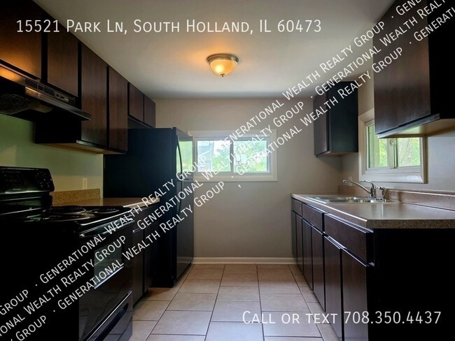 Photo - 15521 Park Ln