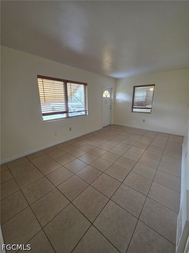 Photo - 102 Connecticut Rd