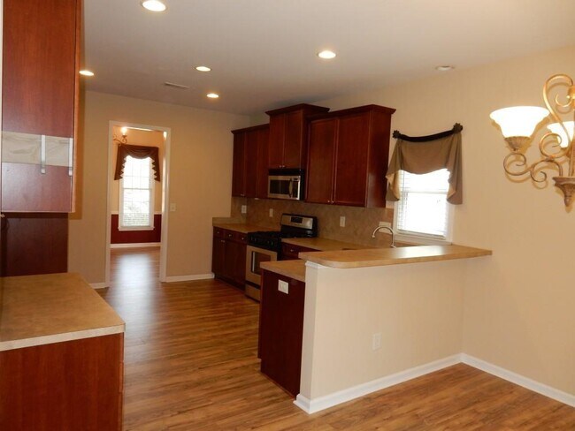 Photo - 450 Evans Mill Dr