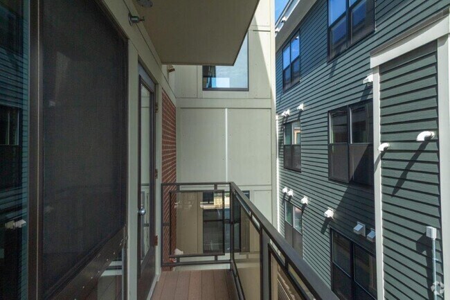 Building Photo - 309 D St Unit 16 Rental