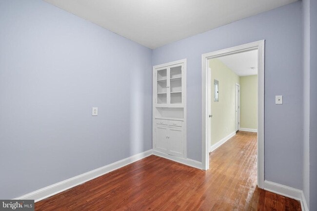 Photo - 3919 R St SE