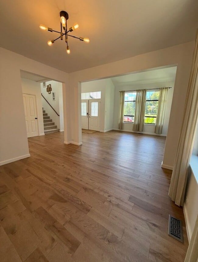 Photo - 4bd/2.5ba Snohomish Home