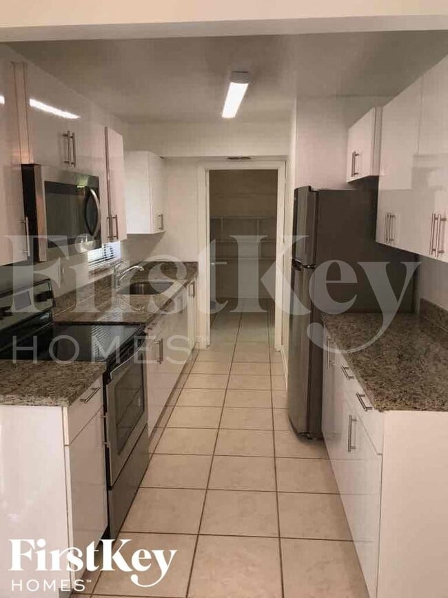 Photo - 844 Date Palm Dr