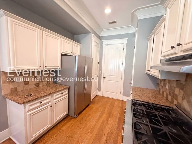 Photo - Comfort Meets Modern Convenience with Fireplace / 3 Beds & 2.5 Bath / Available Now