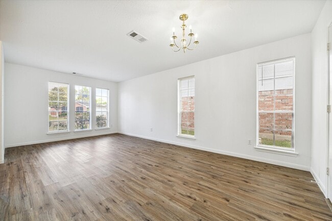 Photo - 4910 Sterling Crossing