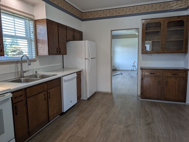 Photo - 801 Jameson St