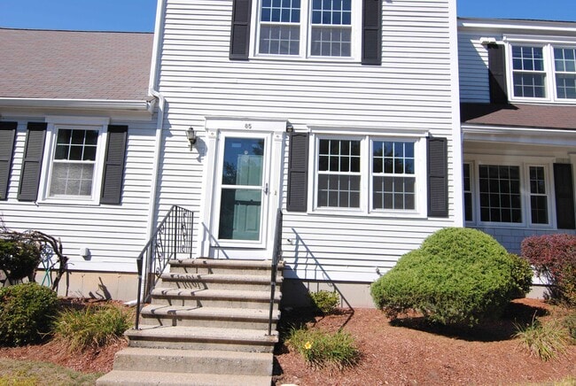 Photo - 85 Cadogan Way