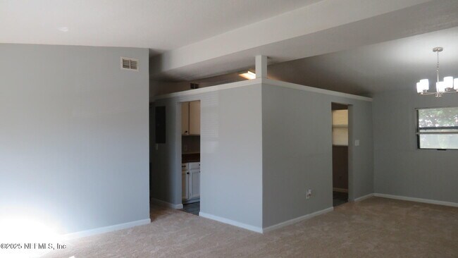 Photo - 7039 Cotillion Rd N