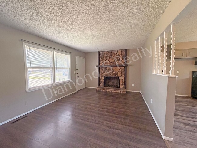 Photo - 1006 W Edgewood St Unit A