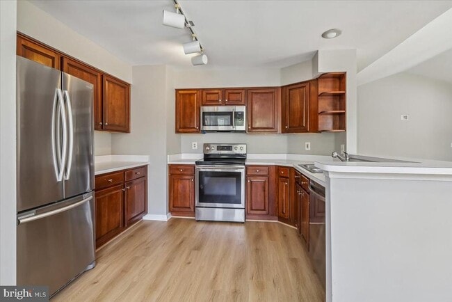 Photo - 5612 Willoughby Newton Dr Unit 37