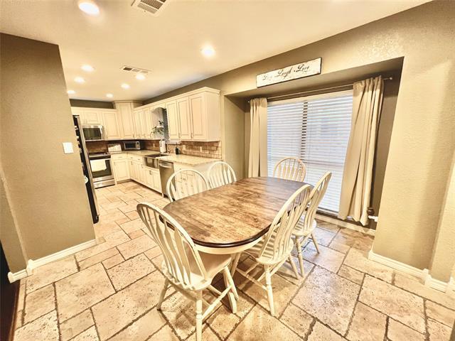 Photo - 7812 Woodharbor Dr