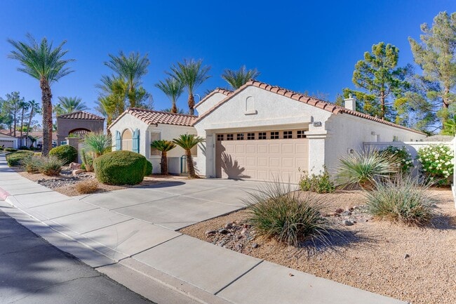 Photo - WONDERFUL 3 BEDROOM PLUS DEN 1 STORY HOME....
