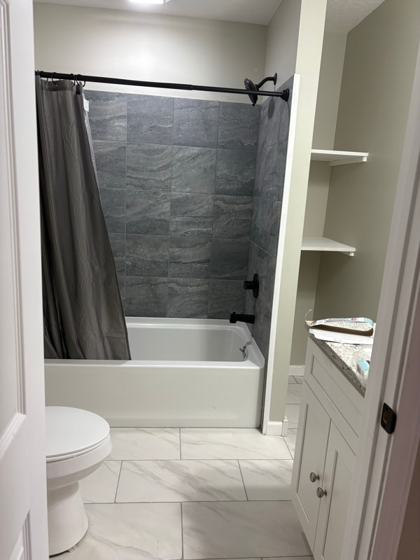 Photo - 205 Coakley St