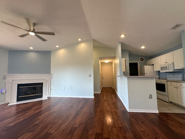 Photo - 6789 Meadow Creek Dr Condominio Unidad 206