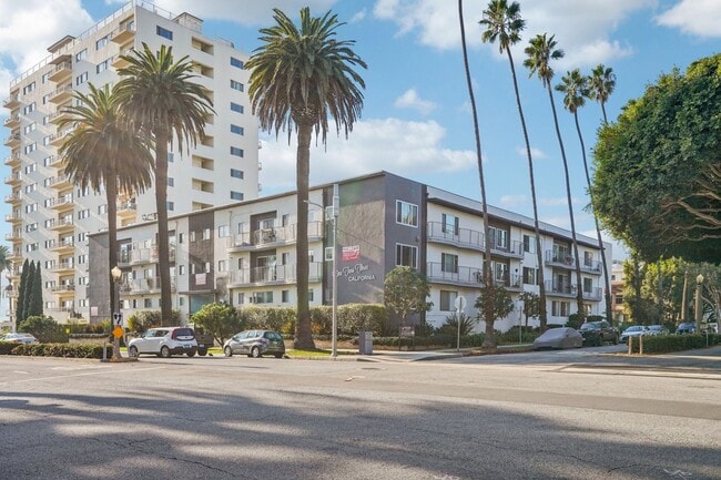 Photo - 123 California Ave