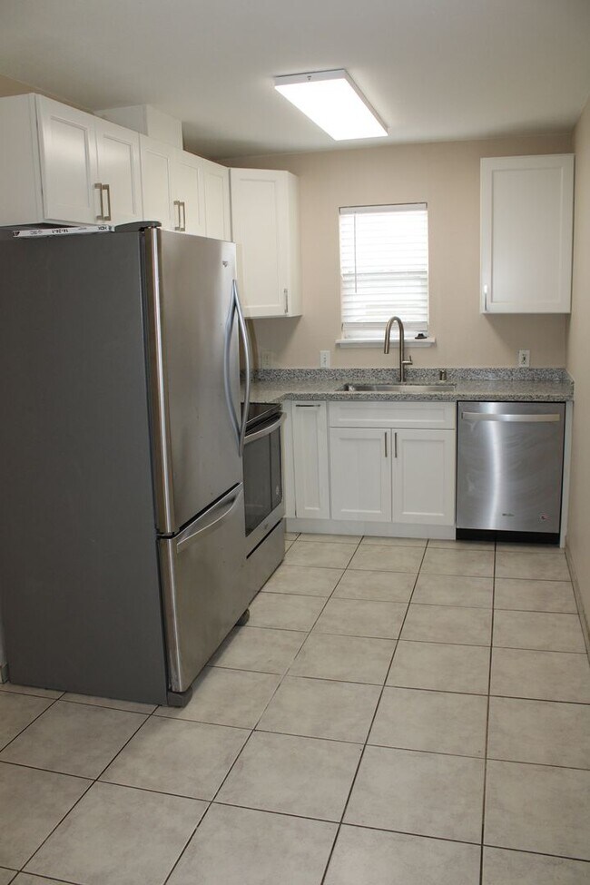 Photo - 2004 Cavallo Rd Unit A