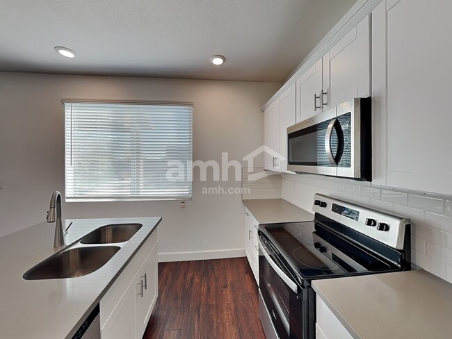 Photo - 8971 N 171st Dr