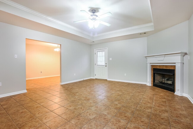 Photo - 7221 Fulton St