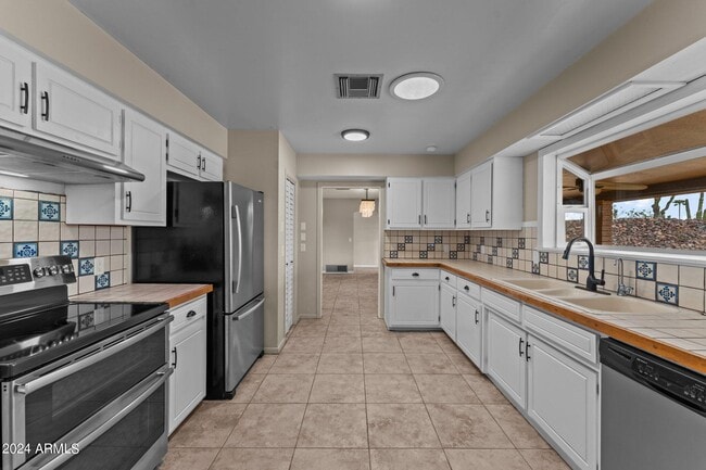 Photo - 1605 N Little Stonehedge Ranch Rd