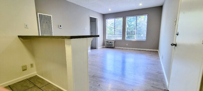 Photo - 1818 N New Hampshire Ave Apartment