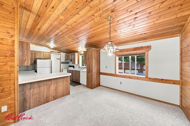 408 Harmony Dr