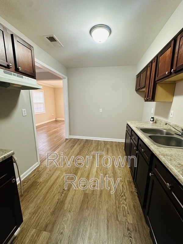 Photo - 1223 Inman Cove