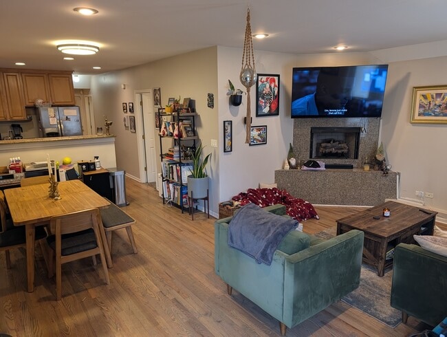 Photo - 714 N Elizabeth St Unit 1