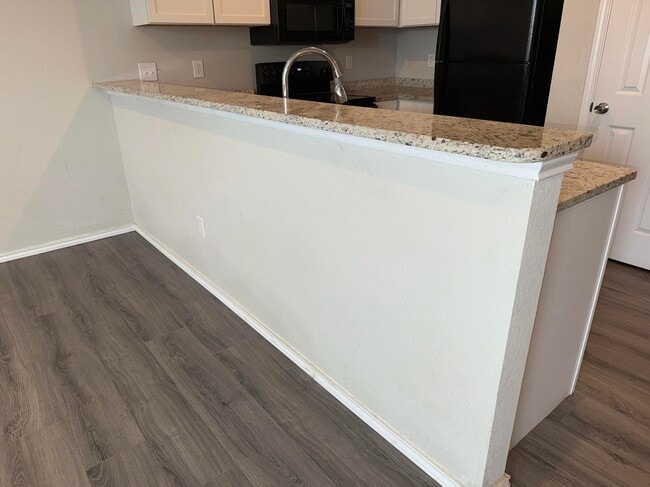 Photo - 6918 Crestway Dr Unit 4