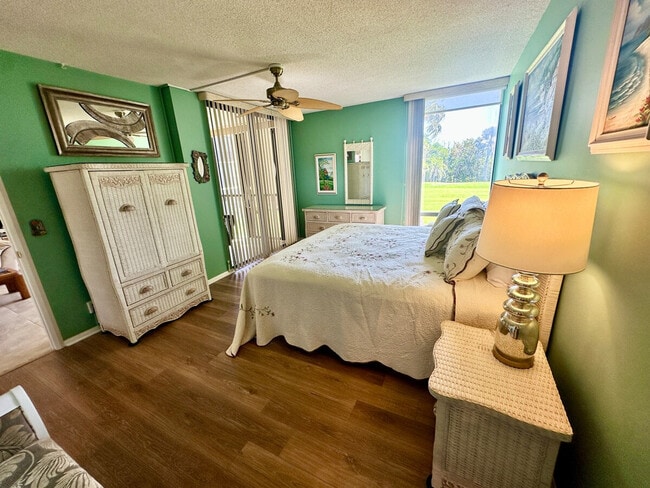 Photo - 3492 NE Causeway Blvd Unidad SI FL2-ID1537520P