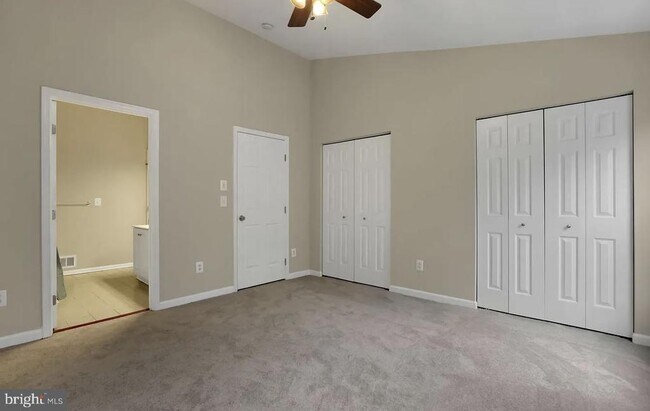 Photo - 15592 Three Otters Pl