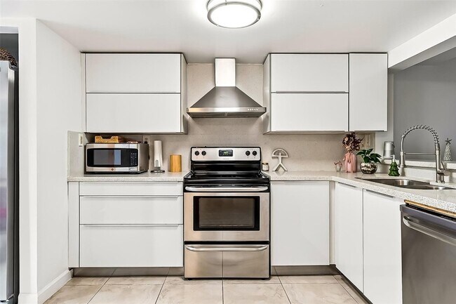 Photo - 787 NW 91st Terrace