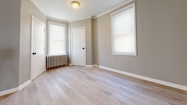 Photo - Cozy Modern Updated 3 Bedroom Townhome w/ Stainless Steel