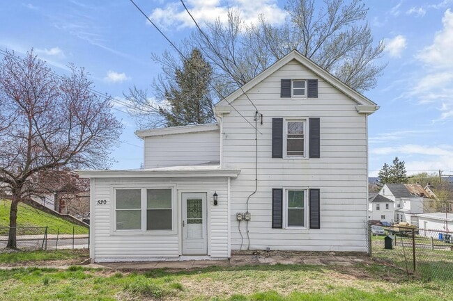 Photo - 520 Lincoln Ave