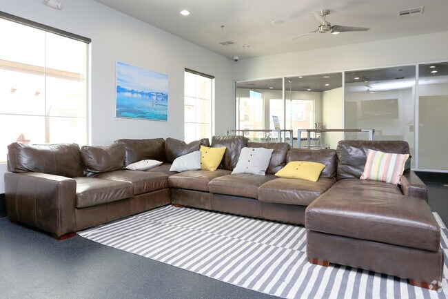 Clubhouse - The Republic