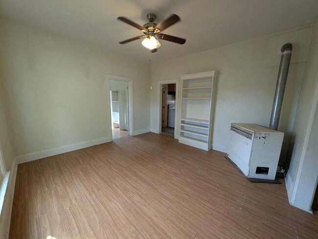 Photo - 329 N 2nd St