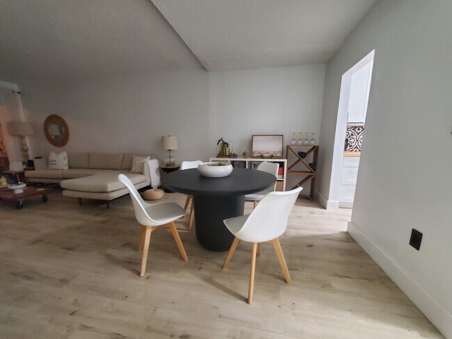 Photo - 13105 Ixora Ct Unit 119