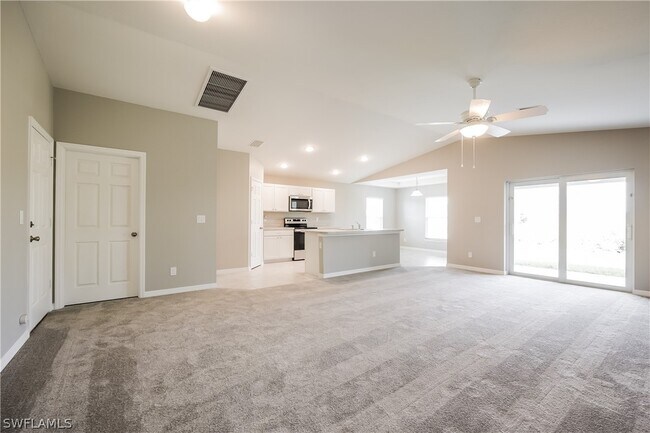 Photo - 2910 57th St W