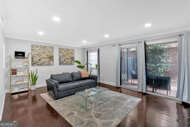 Photo - 6851 Roswell Rd Condo Unit J1