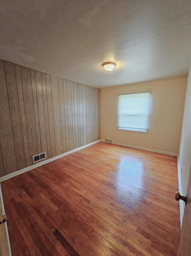 Photo - 1309 Jewel Ct