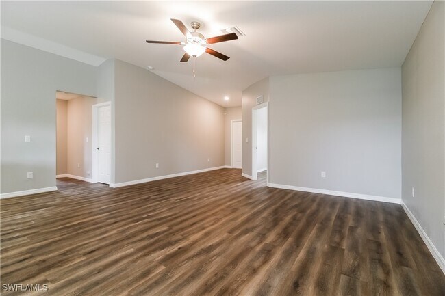 Photo - 3022 36th St SW