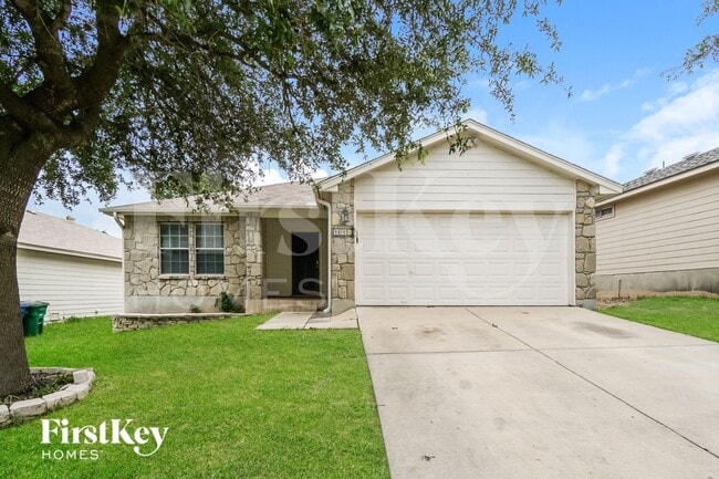 Building Photo - 1010 Magnolia Bend