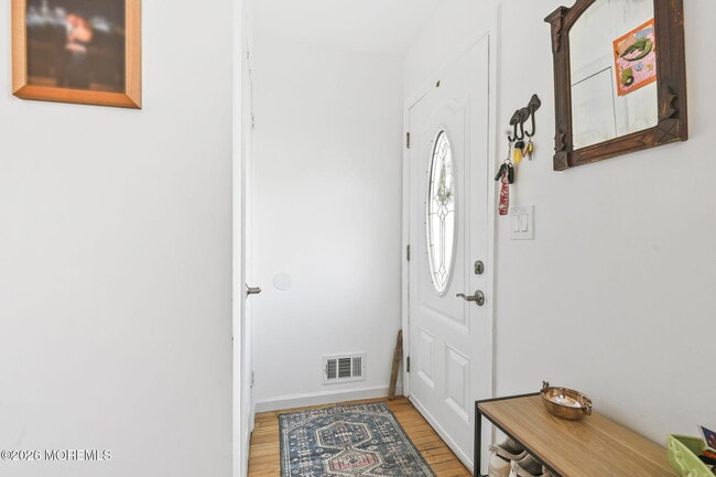 Photo - 12 Bayview Ave