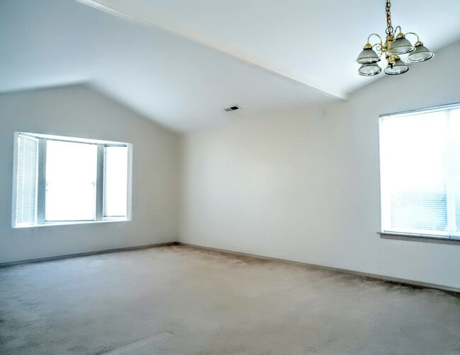 Photo - 16901 SE 6th St