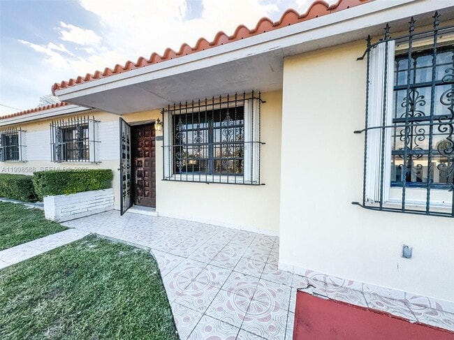 Photo - 3420 SW 104th Ave