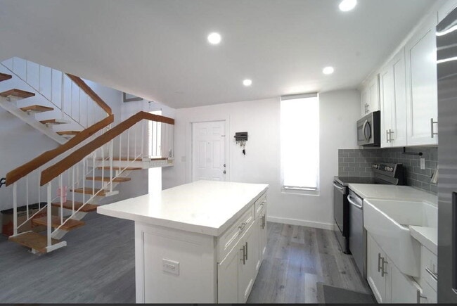 Photo - 14145 Kendale Lakes Cir